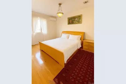 144-24 Jewel Avenue, Kew Gardens, NY 11367 - Photo 10