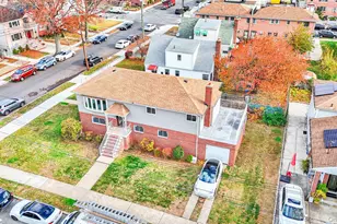 137-05 159th St, Jamaica, NY 11434 - Photo 16