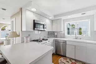 163-15 84th St, Howard Beach, NY 11414 - Photo 10