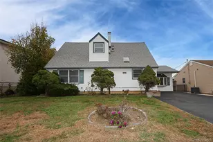 49 East Ave, Glen Cove, NY 11542 - Photo 2