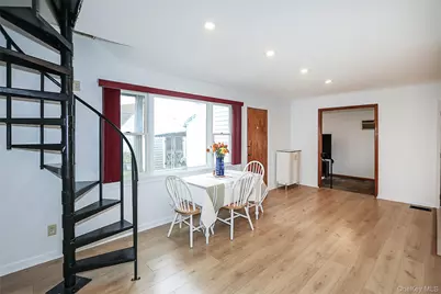 49 East Avenue, Glen Cove, NY 11542 - Photo 6