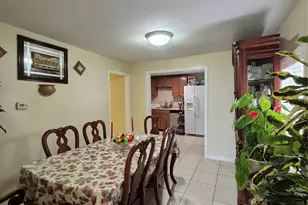 172 Argyle Ave, Uniondale, NY 11553 - Photo 8