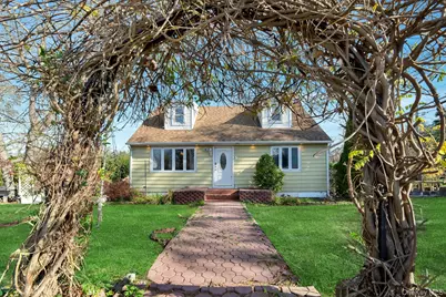 3 Hazel Road, Rocky Point, NY 11778 - Photo 2