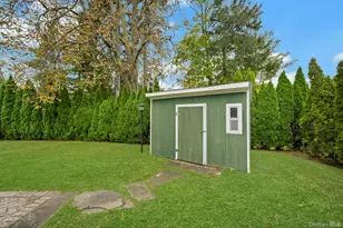 1 Echo Bay Pl, New Rochelle, NY 10805 - Photo 38