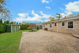 1 Echo Bay Pl, New Rochelle, NY 10805 - Photo 34