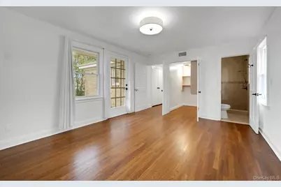 1 Echo Bay Place, New Rochelle, NY 10805 - Photo 18