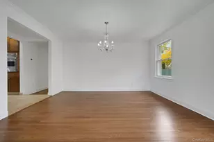 1 Echo Bay Pl, New Rochelle, NY 10805 - Photo 10