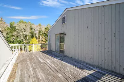 290 Montauk Highway, Southampton, NY 11968 - Photo 18