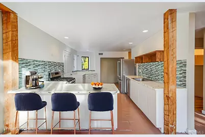 290 Montauk Highway, Southampton, NY 11968 - Photo 4