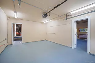 290 Montauk Hwy, Southampton, NY 11968 - Photo 26