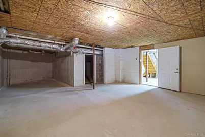 290 Montauk Highway, Southampton, NY 11968 - Photo 28