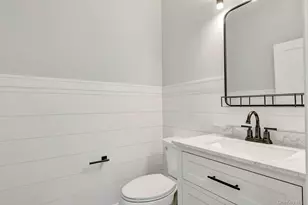 509 Oak Bluff Ct, Moriches, NY 11955 - Photo 20