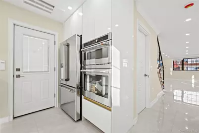 7662 174th Street, Fresh Meadows, NY 11366 - Photo 12