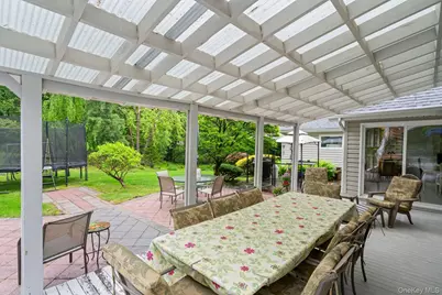 30 Darby Drive, South Huntington, NY 11746 - Photo 32