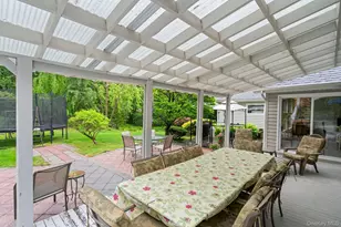 30 Darby Dr, South Huntington, NY 11746 - Photo 32