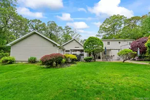 30 Darby Dr, South Huntington, NY 11746 - Photo 10