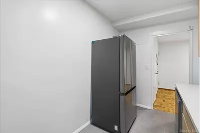 21-85 34th Avenue #2D, Astoria, NY 11106 - Photo 8