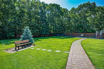 460 Old Town Road #11I, Port Jefferson Station, NY 11776 - Photo 22