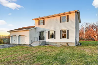 14 Country Meadows Road, New Paltz, NY 12561 - Photo 2