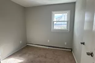 305 Deauville Pkwy, Lindenhurst, NY 11757 - Photo 8