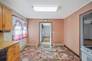 24 E 6th St, Patchogue, NY 11772 - Photo 8