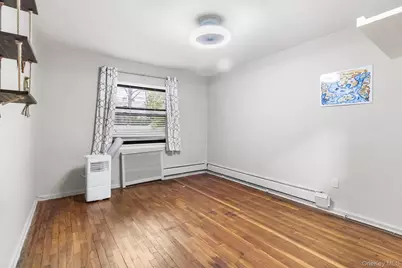 1209 E Broadway #D15, Hewlett, NY 11557 - Photo 10