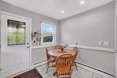 322 Brighton Avenue, Hawthorne, NY 10532 - Photo 16