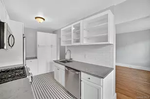 294 Bronxville Rd, Bronxville, NY 10708 - Photo 10