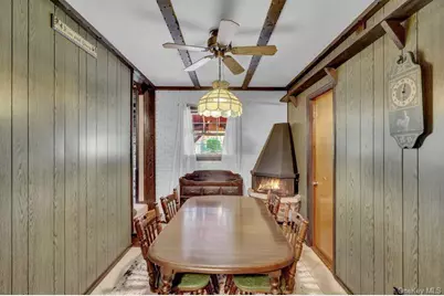 35 19th Avenue, Bay Shore, NY 11706 - Photo 6