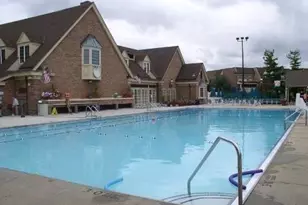 13-38 Robin Ln, Bayside, NY 11360 - Photo 8