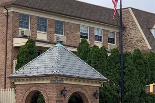 13-38 Robin Ln, Bayside, NY 11360 - Photo 12