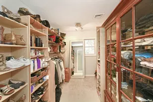 3 Pewter Pl, Dix Hills, NY 11746 - Photo 22