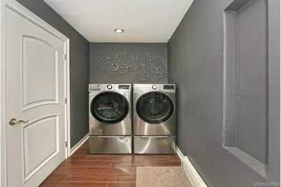 3 Pewter Place, Dix Hills, NY 11746 - Photo 14