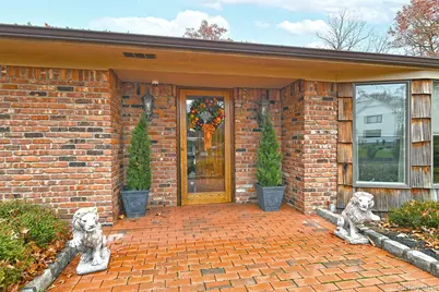 3 Pewter Place, Dix Hills, NY 11746 - Photo 4