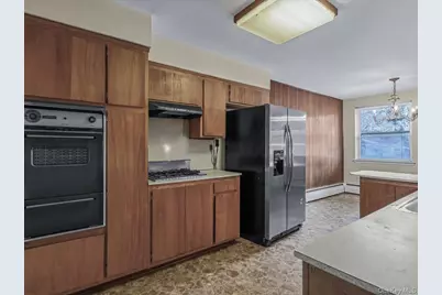 1070 E 59 Street, Brooklyn, NY 11234 - Photo 20