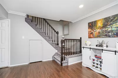 68 Gina Court, New York, NY 10314 - Photo 14