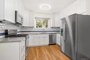 2335 Young Ave, Bronx, NY 10469 - Photo 6