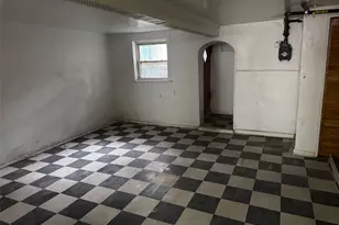 1183 Grenada Pl, Bronx, NY 10466 - Photo 6