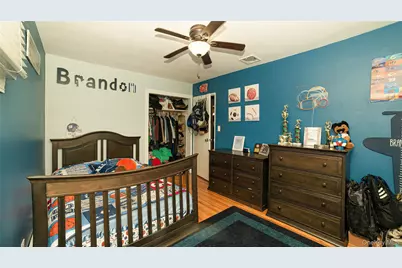 105 7th Street, Hicksville, NY 11801 - Photo 10