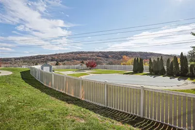 262 Country Club Lane, Pomona, NY 10970 - Photo 36