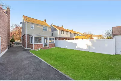 88-30 Cooper Avenue, Glendale, NY 11385 - Photo 24