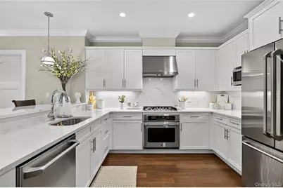 301 Franklin Avenue #114, Garden City, NY 11530 - Photo 10