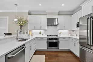 301 Franklin Ave, Garden City, NY 11530 - Photo 10