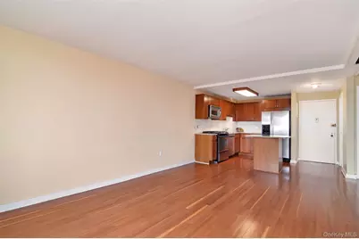 703 Pelham Road #407, New Rochelle, NY 10805 - Photo 6