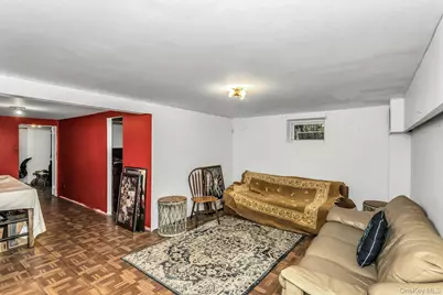 33 Cleveland Street, Valley Stream, NY 11580 - Photo 14