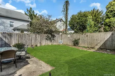 33 Cleveland Street, Valley Stream, NY 11580 - Photo 24