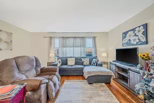 34 Meyer Ave, Valley Stream, NY 11580 - Photo 14