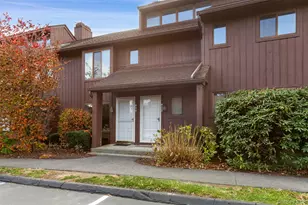 422 Panorama Dr, Mohegan Lake, NY 10547 - Photo 2