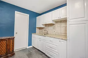 204 Bayside Ave, Oceanside, NY 11572 - Photo 10