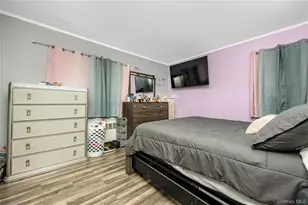 204 Bayside Ave, Oceanside, NY 11572 - Photo 22